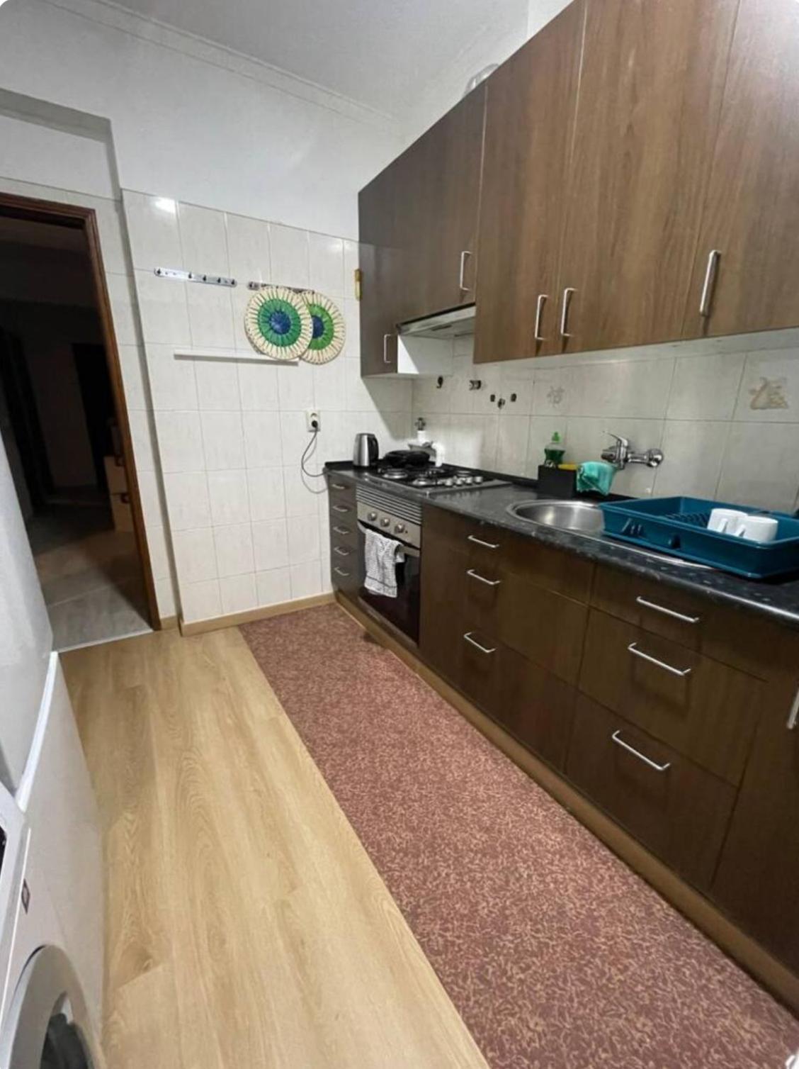 Apartamento Quarto Calmo E Acolhedor Almada Exterior foto